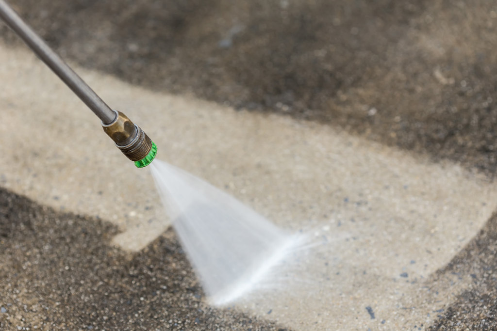 The Ultimate Guide to Professional Pressure Washing in Leander, TX